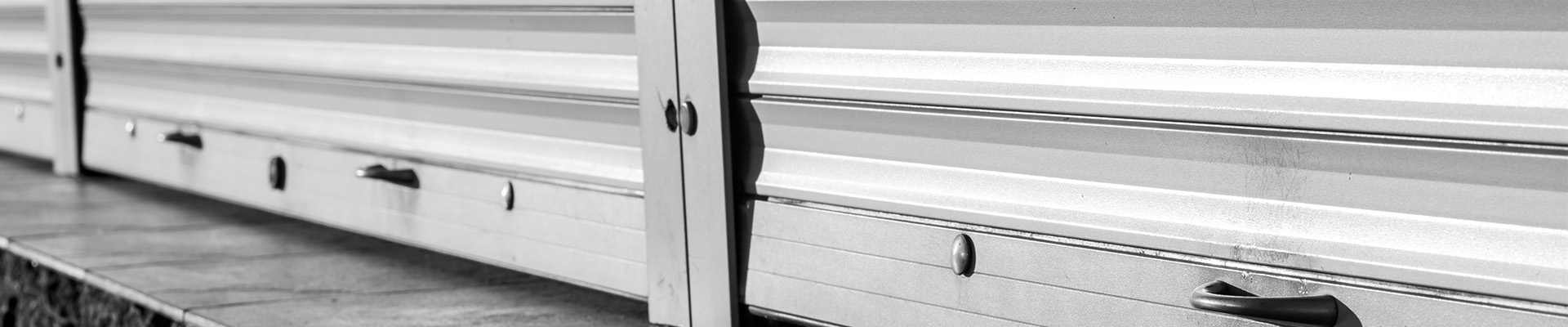 Rideau métallique plein fermé